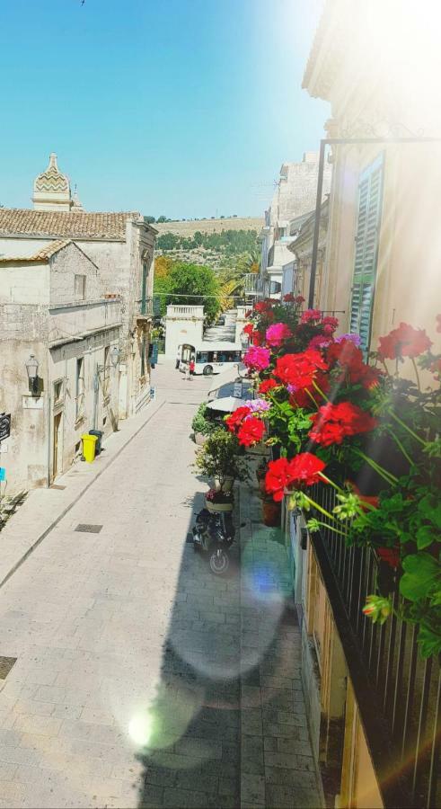 B&B Loft Famiglia Arezzo Ragusa Zewnętrze zdjęcie